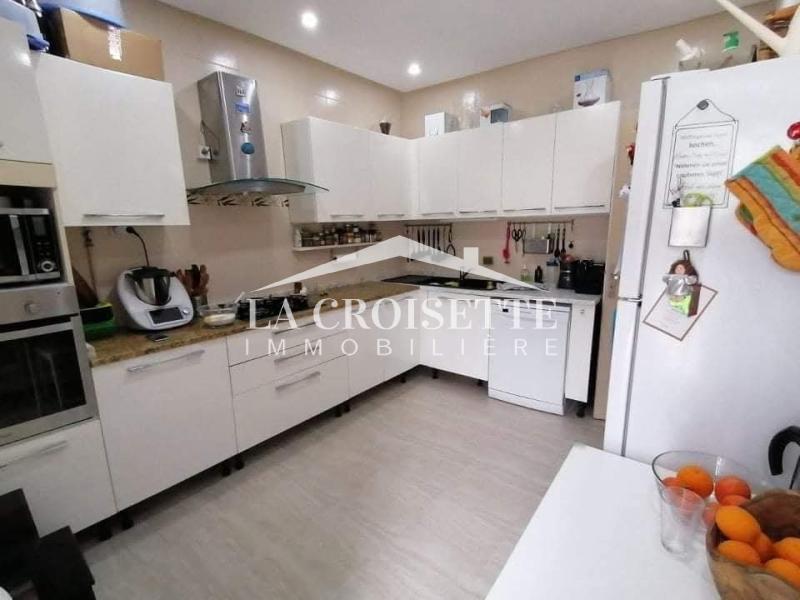 Maisonnette meublée S+3 avec piscine à Gammarth